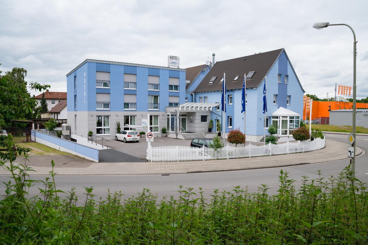 Hotel Restaurant Vater Rhein Worth am Rhein Bagian luar foto