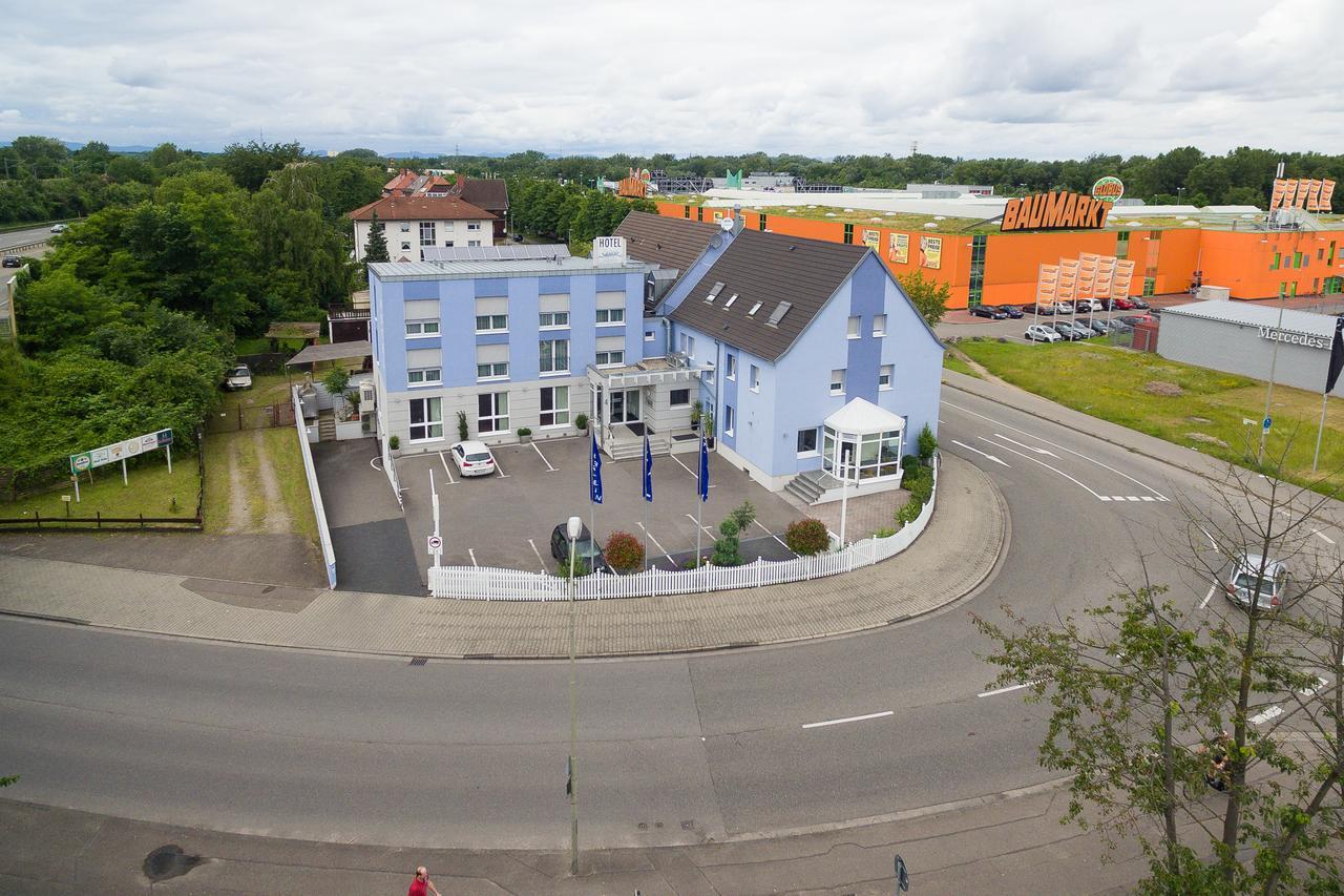 Hotel Restaurant Vater Rhein Worth am Rhein Bagian luar foto